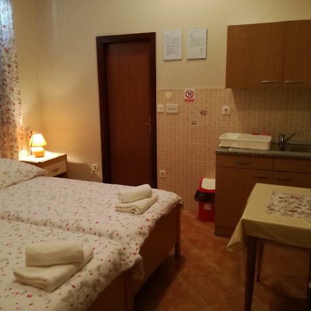 Apartment Vesna Veleniki Luaran gambar