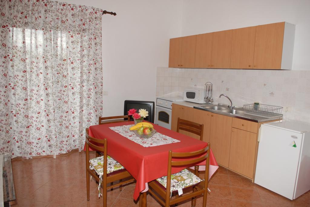 Apartment Vesna Veleniki Luaran gambar