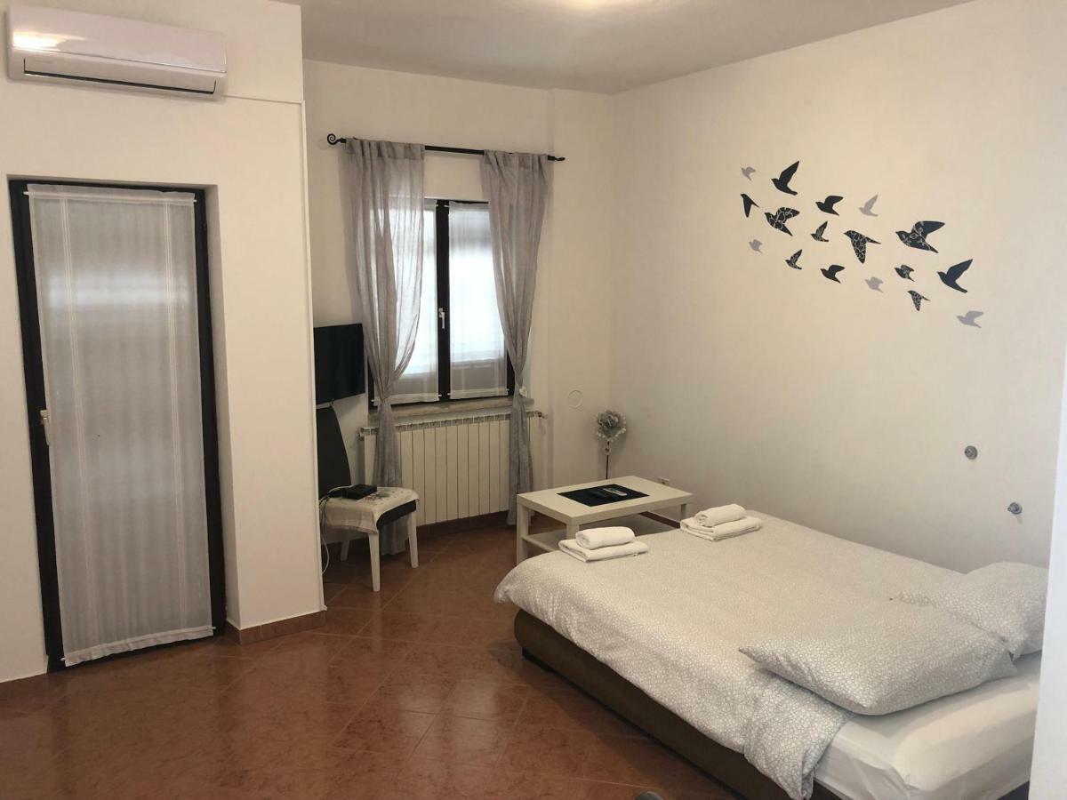 Apartment Vesna Veleniki Luaran gambar