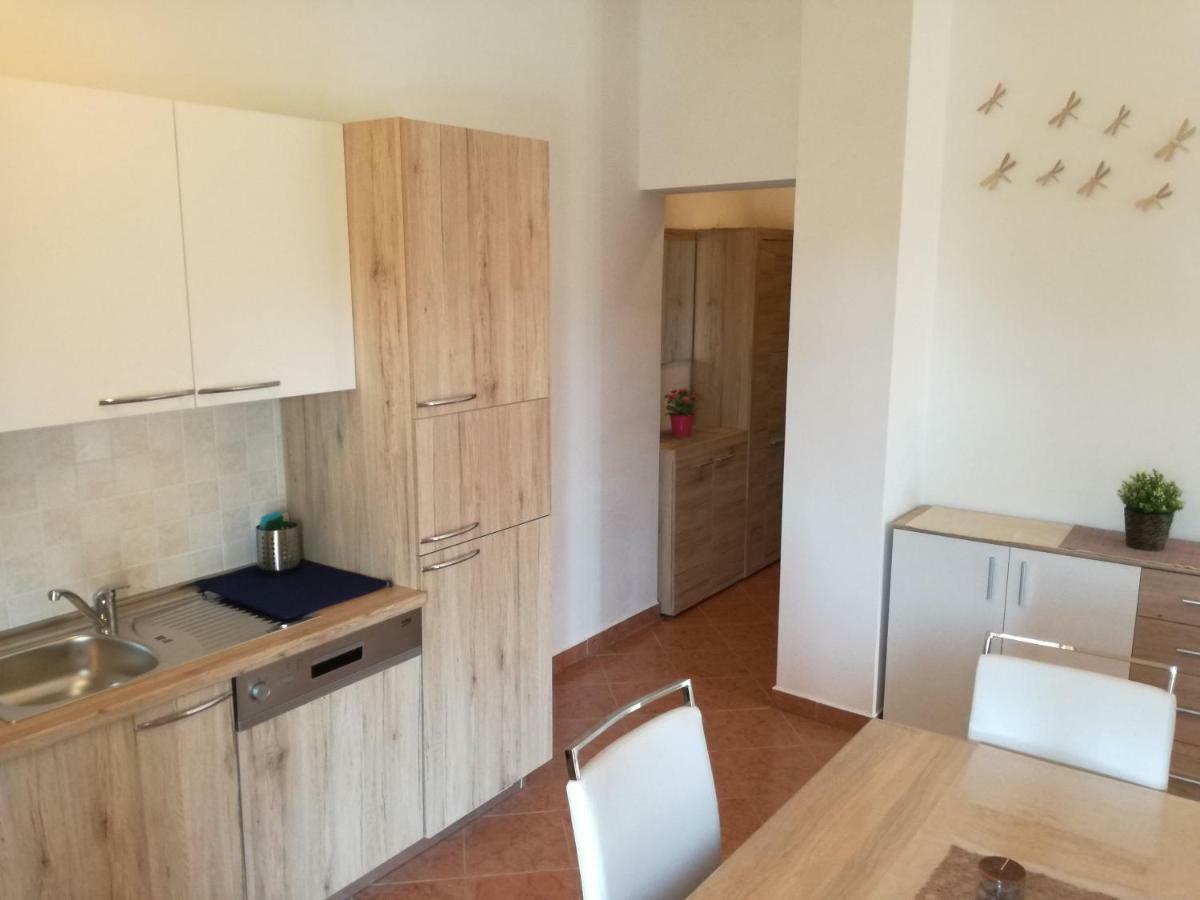 Apartment Vesna Veleniki Luaran gambar