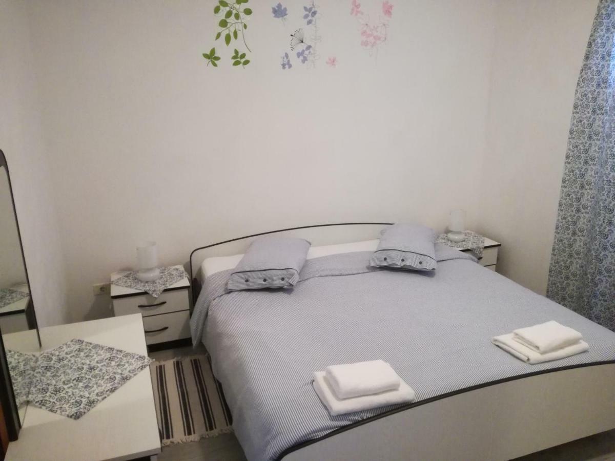 Apartment Vesna Veleniki Luaran gambar